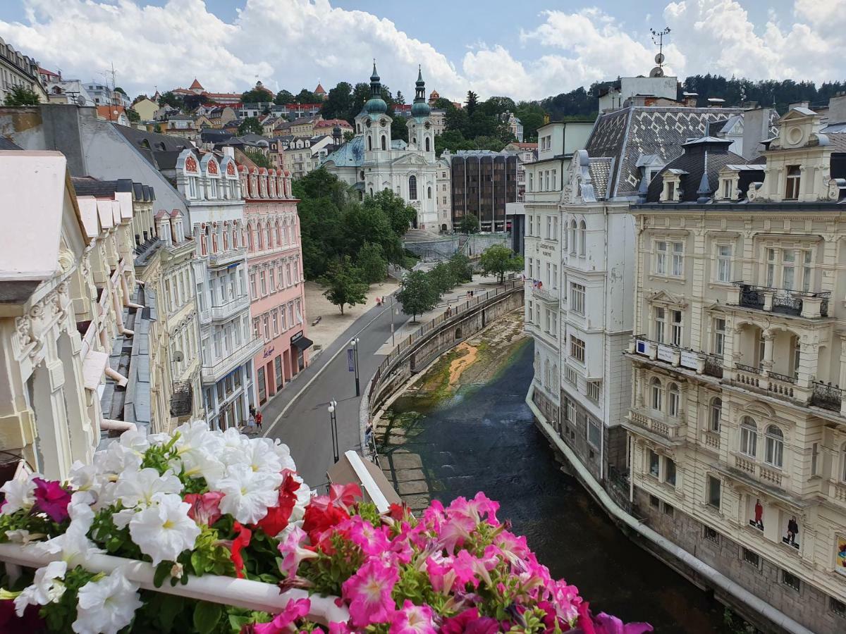 Madonna Apartments Karlovy Vary Esterno foto