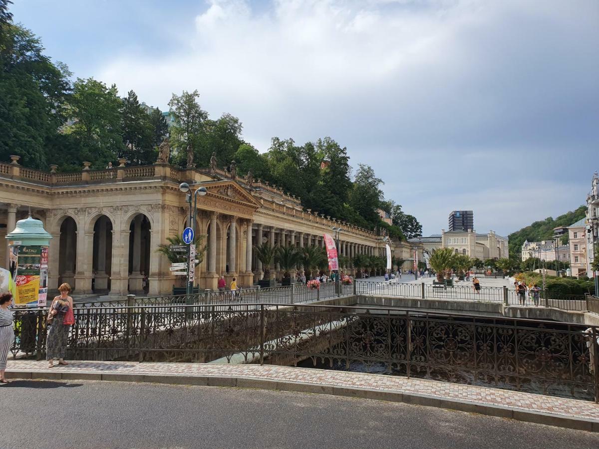 Madonna Apartments Karlovy Vary Esterno foto